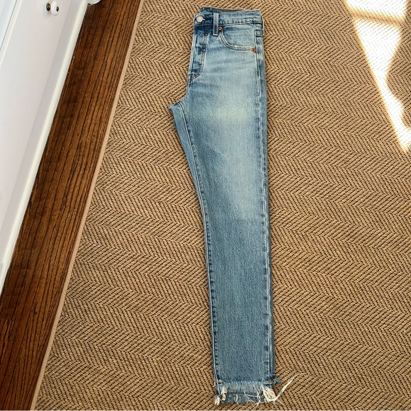 Levi’s 501 Skinny - Picture 7 of 9